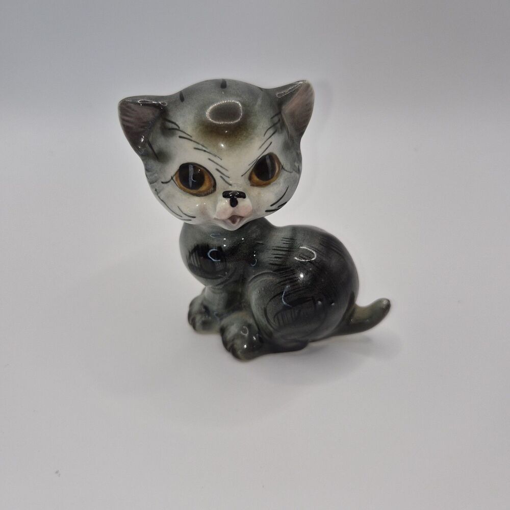 Vintage Walls Brown Eyed Grey Black Kitty Cat Granny Core Ceramic Figurine